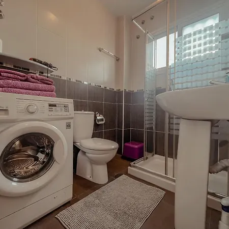 Apartment Viktoria Sur *